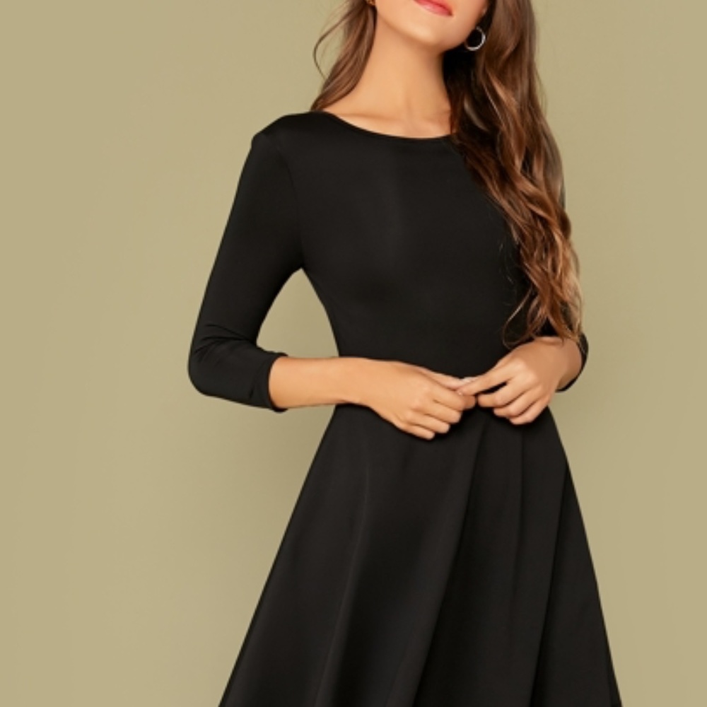NWT Solid V-Back Fit And Flare Dress